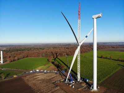 Eolienne en construction